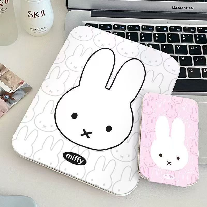 ミッフィーバニーメイクアップミラー ポータブルフリップアップ - Home Goods Bathroom Mirrors のレビューと価格