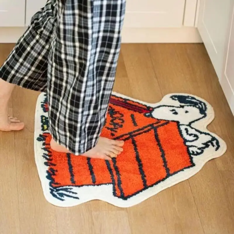 かわいい漫画スヌーピーハウス型の柔らかい滑り止め洗えるフロア - Home Goods Bathroom Mats のレビューと価格