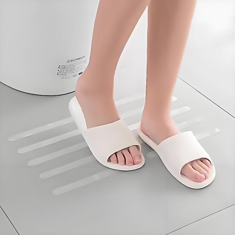 サイズに合わせてカットできる浴室用滑り止めステッカー シャワ - Home Bathroom Tub のレビューと価格