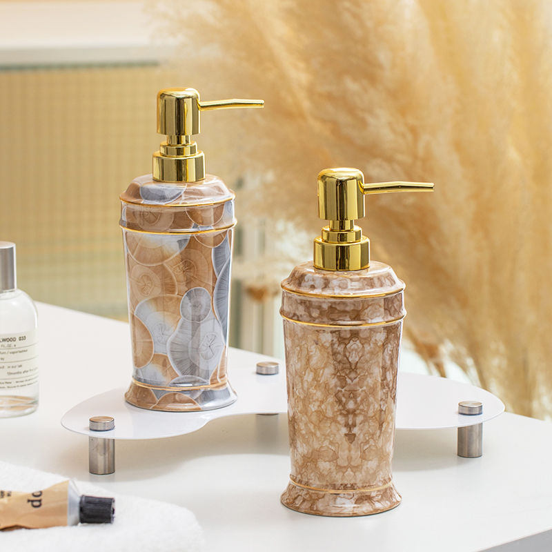 ハンド消毒剤ボトル,石鹸ディスペンサー,バスルームアクセサリ - Zara Home Bathroom のレビューと価格