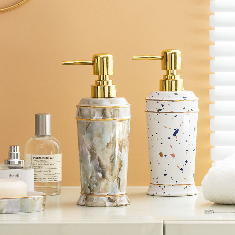 ハンド消毒剤ボトル,石鹸ディスペンサー,バスルームアクセサリ - Zara Home Bathroom のレビューと価格