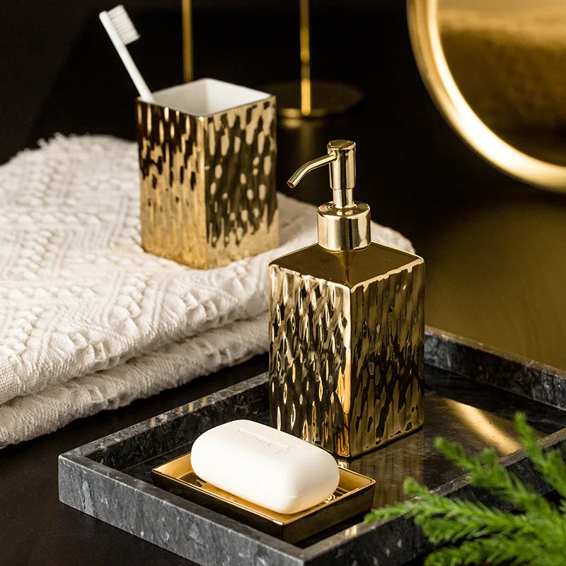 セラミックバスルームアクセサリーセットゴールドシルバーソープ - Zara Home Bathroom のレビューと価格